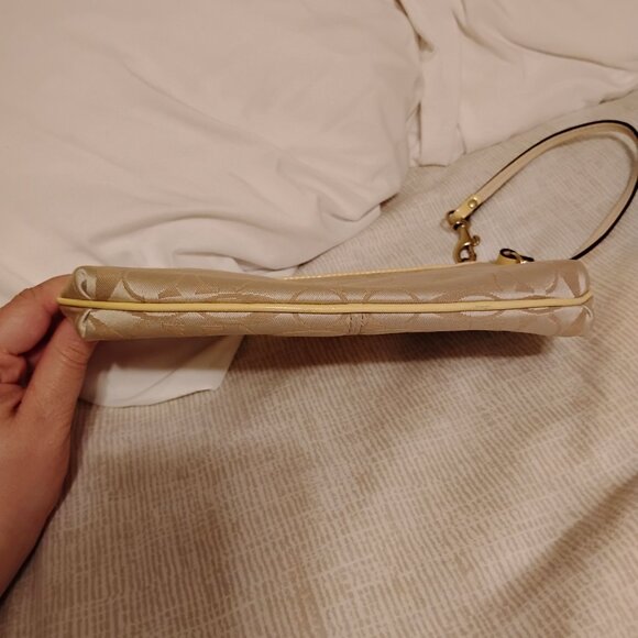 Coach Signature Ashley Leather Wristlet - Picture 4 of 10